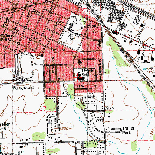 Topographic Map of Lincoln Elementary School, WI
