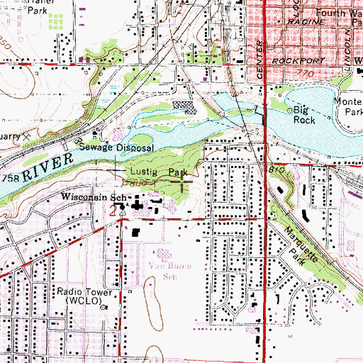 Topographic Map of Lustig Park, WI