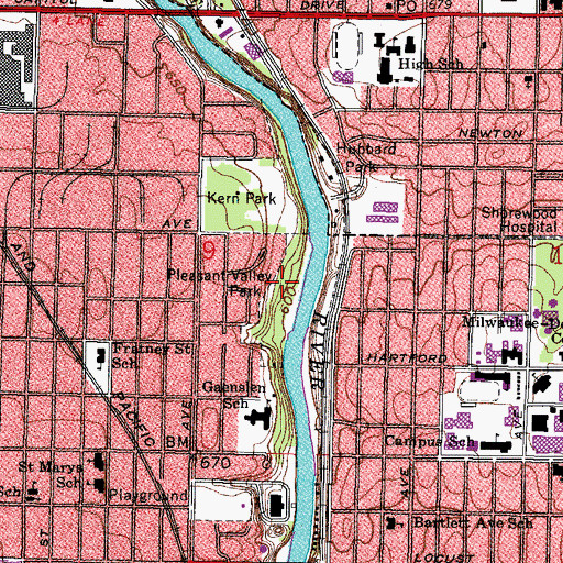 Topographic Map of Pleasant Valley Park, WI