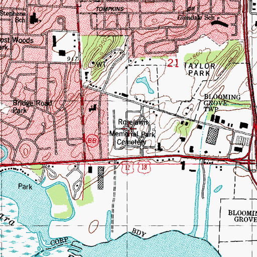 Topographic Map of Roselawn Memorial Park, WI