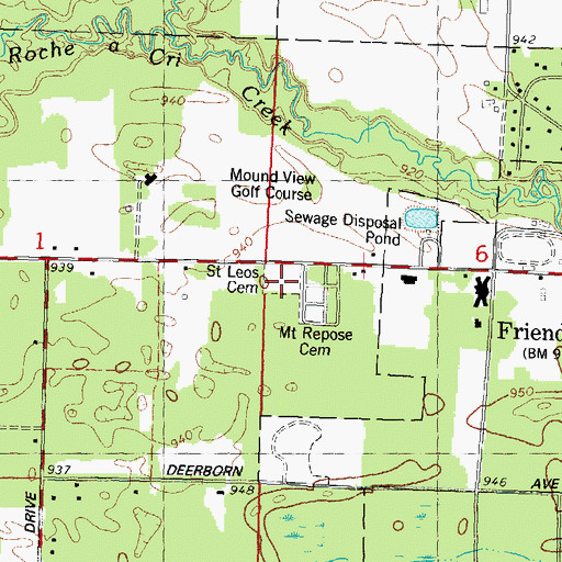 Topographic Map of Saint Leo's Cemetery, WI