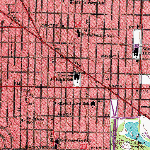 Topographic Map of Milwaukee Leadership Training Center School, WI