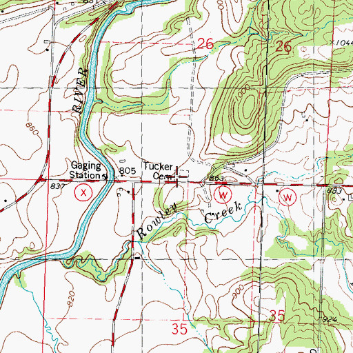 Topographic Map of Tucker Cemetery, WI