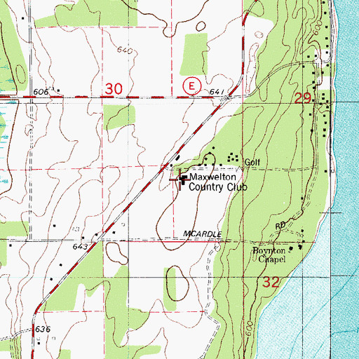Topographic Map of Maxwelton Country Club, WI