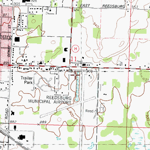 Topographic Map of Reedsburg Municipal Airport, WI