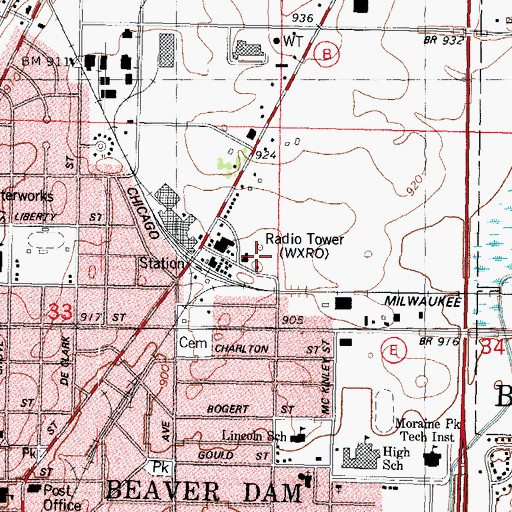 Topographic Map of WXRO-FM (Beaver Dam), WI
