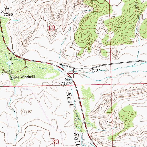 Topographic Map of East Draw, WY