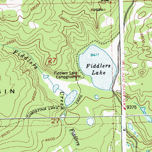 Topographic Map of Fiddlers Lake Campground, WY