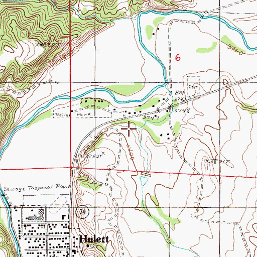 Topographic Map of McQue Draw, WY