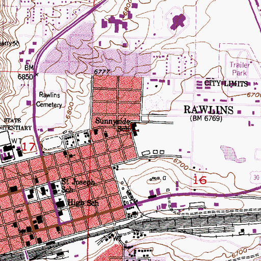 Topographic Map of Sunnyside School, WY