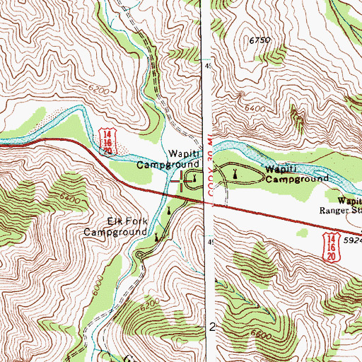 Topographic Map of Wapiti Campground, WY