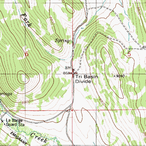 Topographic Map of Tri Basin Divide, WY