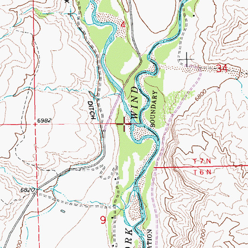 Topographic Map of Wiggins Fork, WY