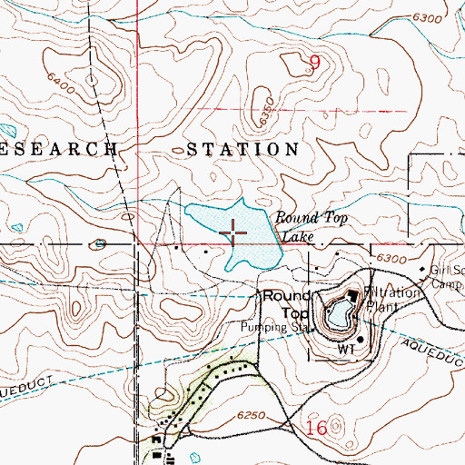 Topographic Map of Round Top Lake, WY