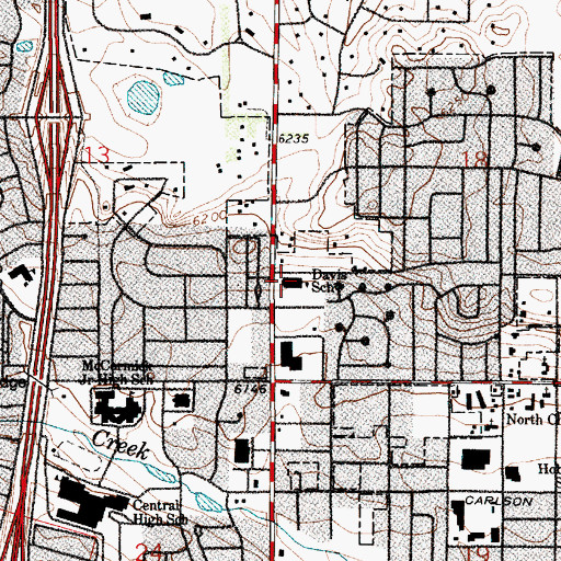 Topographic Map of Davis Elementary School, WY