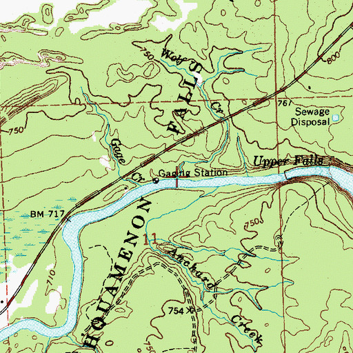 Topographic Map of Wolf Creek, MI