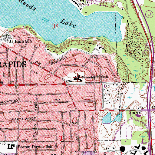 Topographic Map of Woodcliff School, MI
