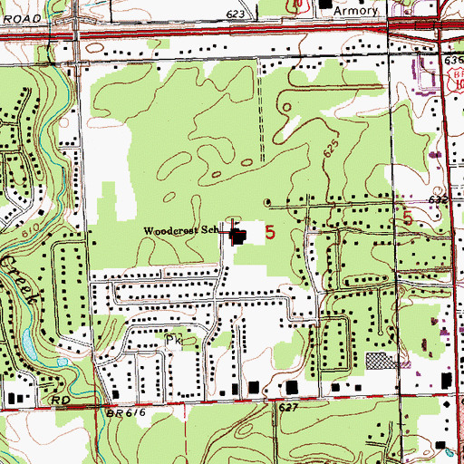 Topographic Map of Woodcrest School, MI