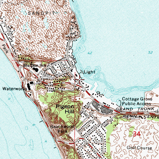 Topographic Map of Muskegon Yacht Club, MI