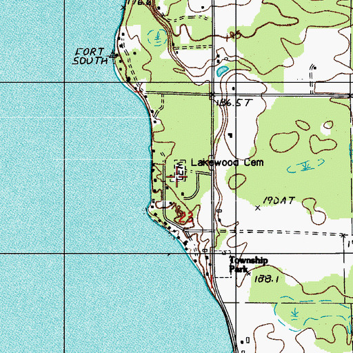 Topographic Map of Lakewood Cemetery, MI