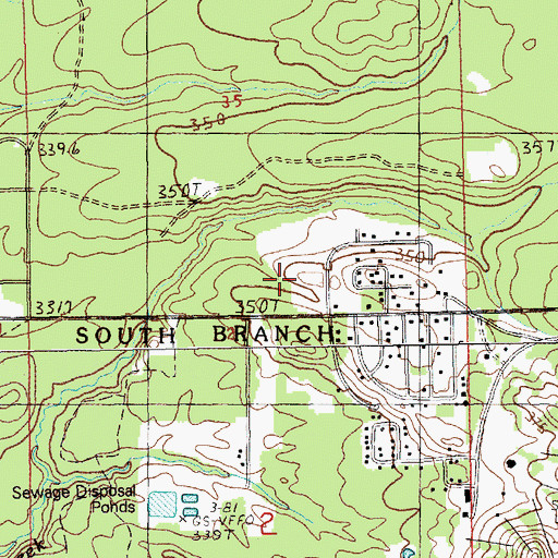 Topographic Map of Machenie Trail Parking, MI
