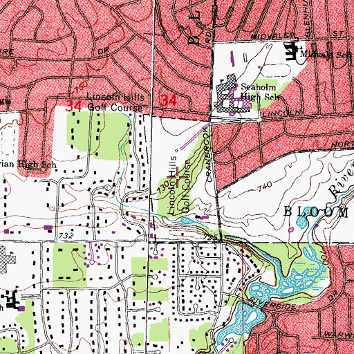 Topographic Map of Lincoln Hills Golf Course, MI