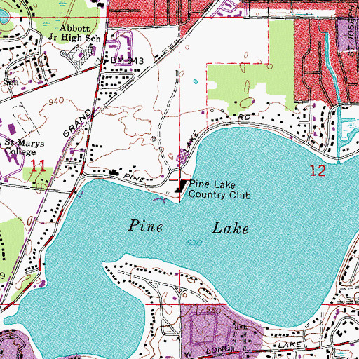 Topographic Map of Pine Lake Country Club, MI