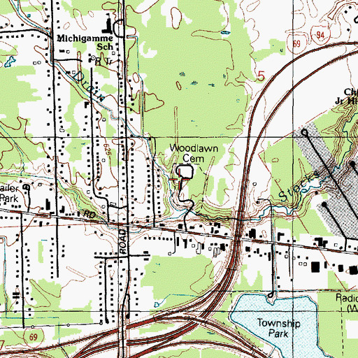 Topographic Map of Woodlawn Cemetery, MI
