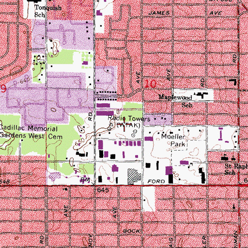 Topographic Map of WCAR-AM (Livonia), MI