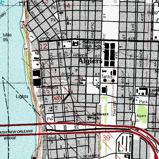 Topographic Map of McDonogh 32 Elementary School, LA