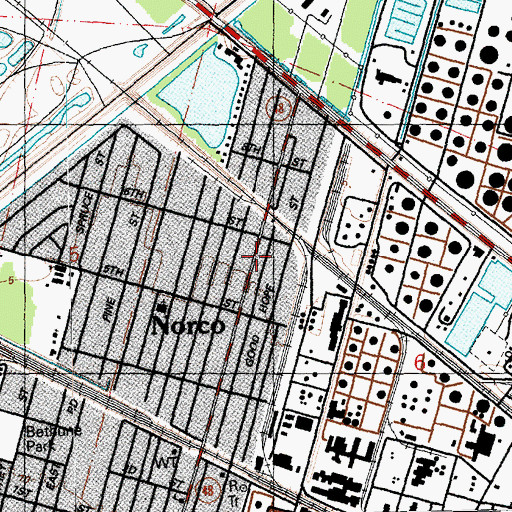 Topographic Map of Norco Post Office, LA