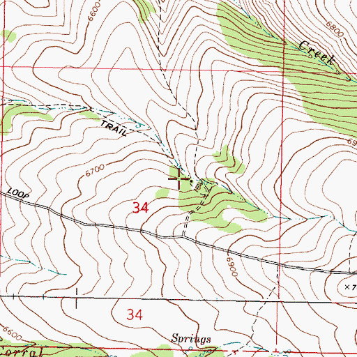 Topographic Map of D Hammond Place, OR