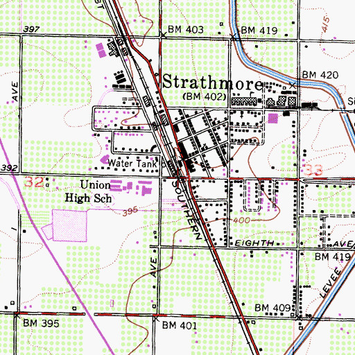 Topographic Map of Strathmore, CA