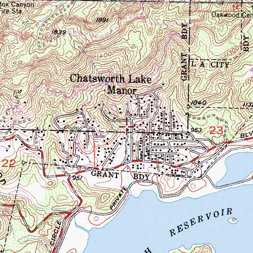Topographic Map of Chatsworth Lake Manor, CA
