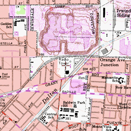 Topographic Map of KBOB-FM (West Covina), CA