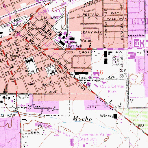 Topographic Map of Nob Hill Shopping Center, CA