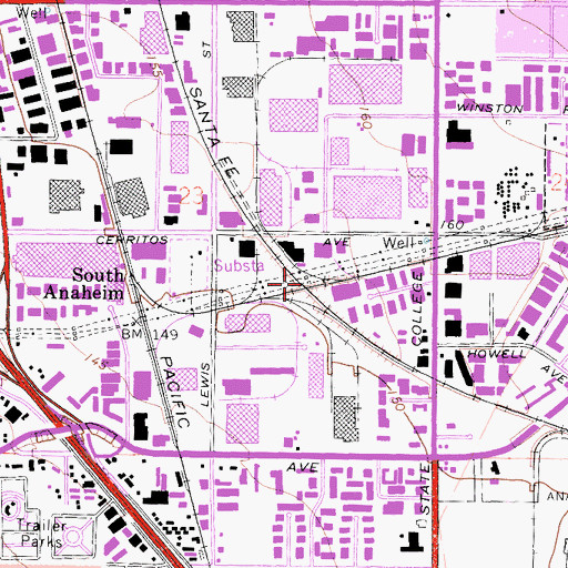 Topographic Map of Anaheim Tower, CA