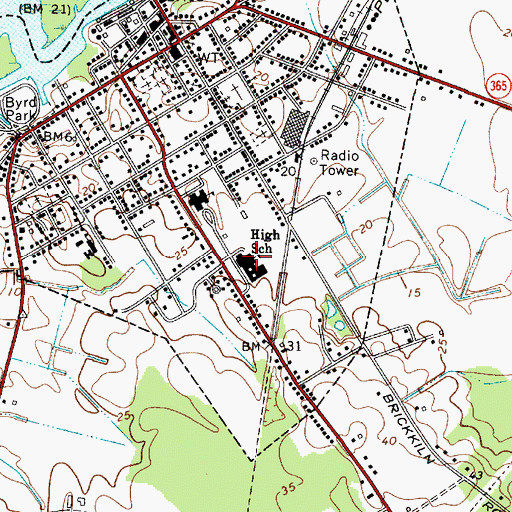 Topographic Map of Snow Hill High School, MD