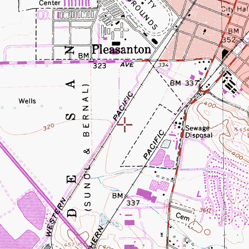 Topographic Map of Pleasanton Middle School, CA