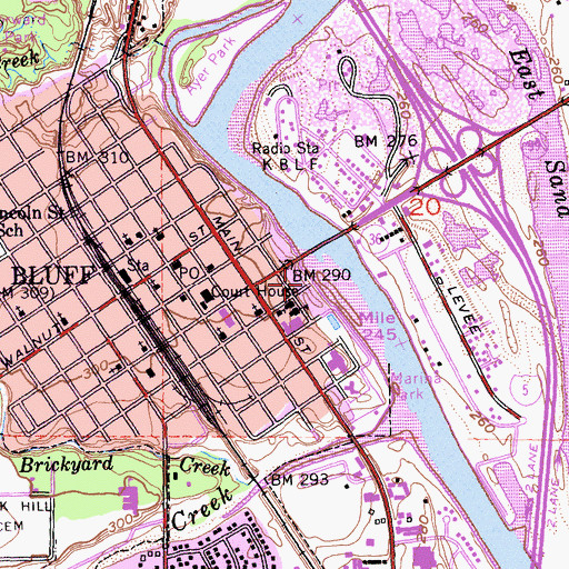 Topographic Map of Red Bluff City Park, CA