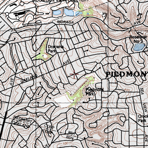 Topographic Map of Piedmont City Hall, CA