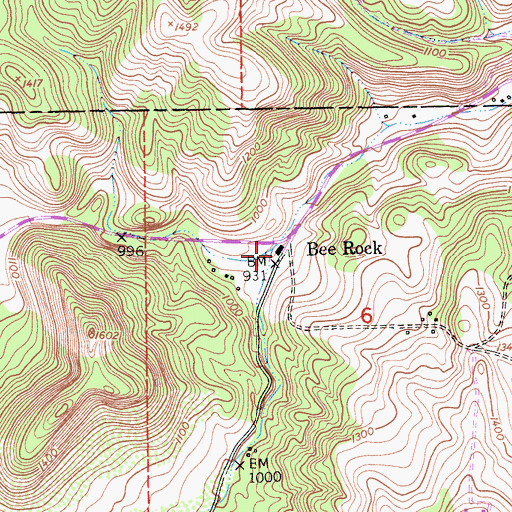 Topographic Map of Bee Rock Hall, CA