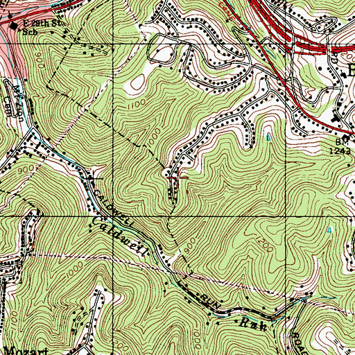 Topographic Map of Winifred Knoll, WV