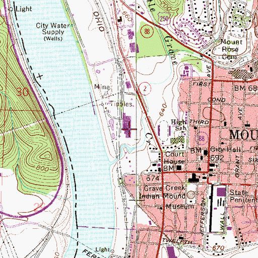 Topographic Map of Moundsville Plaza Shopping Center, WV