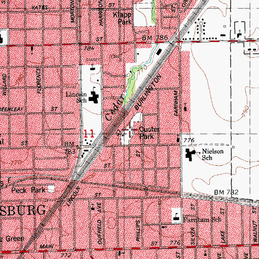 Topographic Map of Custer Park, IL