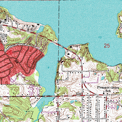 Topographic Map of Moose Country Club, IL