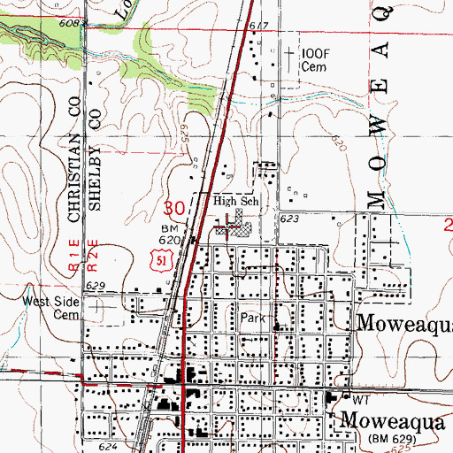 Topographic Map of Moweaqua High School, IL