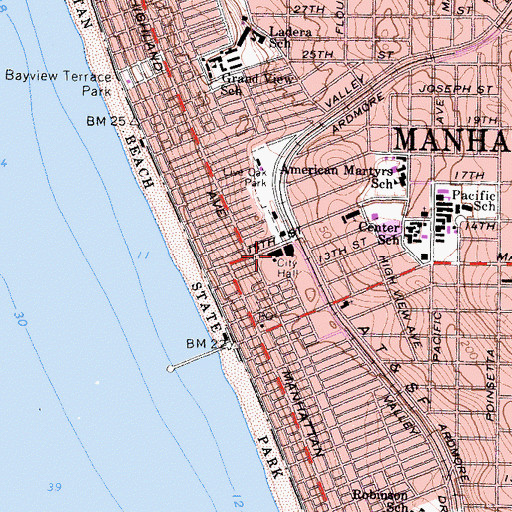 Topographic Map of Manhattan Beach City Hall, CA
