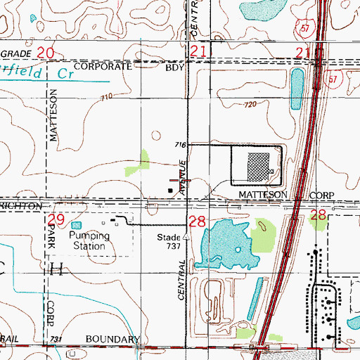 Topographic Map of Washington Royal School (historical), IL