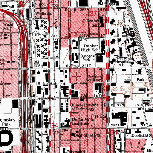 Topographic Map of Illinois College of Optometry, IL